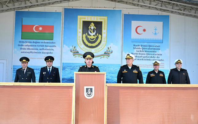 behruz-ehmedov-herbi-deniz-quvvelerinde-gorus-kecirdi