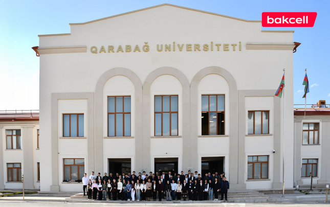 bakcell-ve-gencler-fondu-qarabag-universitetinde-telebelerle-gorus-kecirib