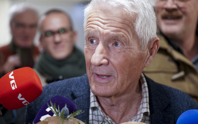 epsteyn-isine-gore-intihara-cehd-etdi