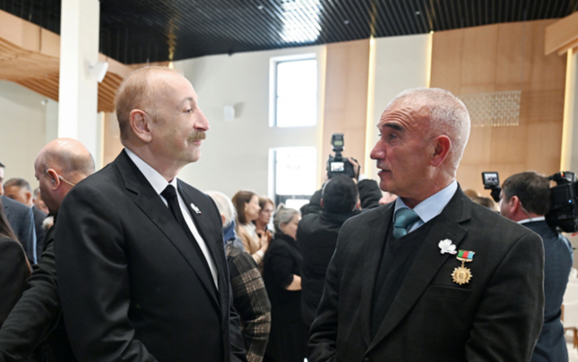 men-sexsen-prezidentimle-gorusdum-arzuma-catdim