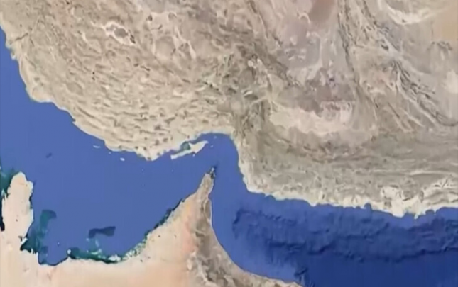 iran-hormuz-bogazini-acdi