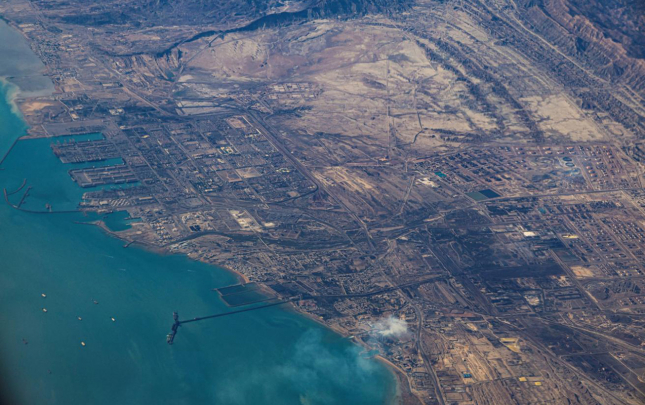 iran-raketinin-vurdugu-tanker-hormuz-bogazinda-batdi