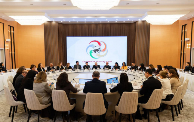 qadinlara-qarsi-zorakiliq-hallari-ve-gorulen-isler-muzakire-edildi