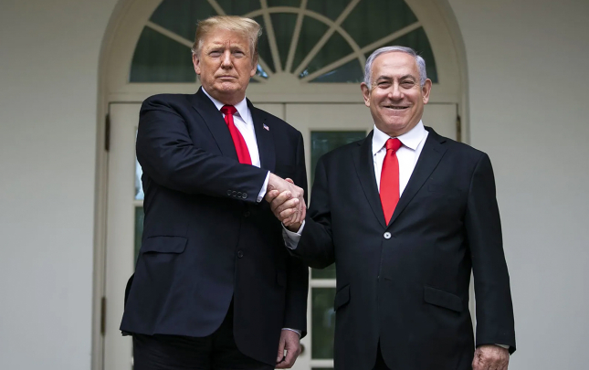 xameneinin-yerini-trampa-o-deyib