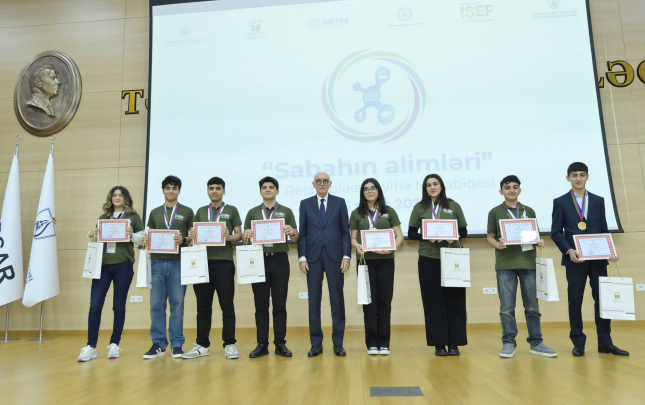 sabahin-alimleri-xv-respublika-layihe-musabiqesinin-qalibleri-mukafatlandirilib