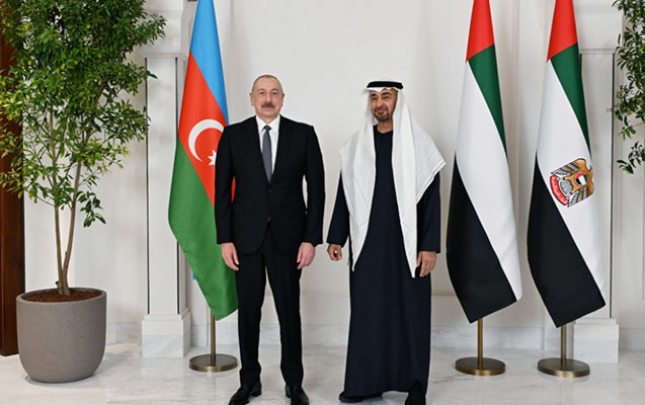 prezidente-zengler-gelmekde-davam-edir