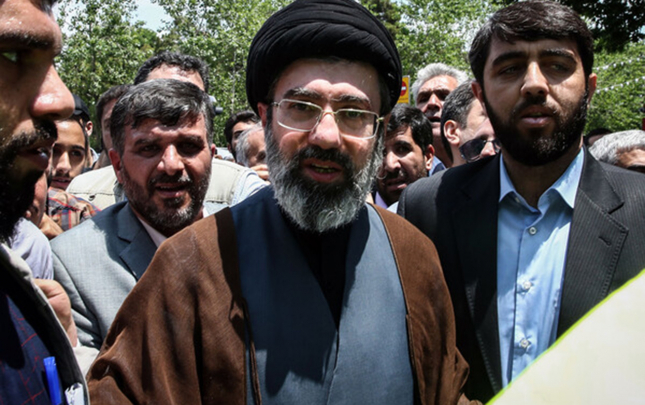 xameneinin-oglu-partlayisda-xesaret-alib