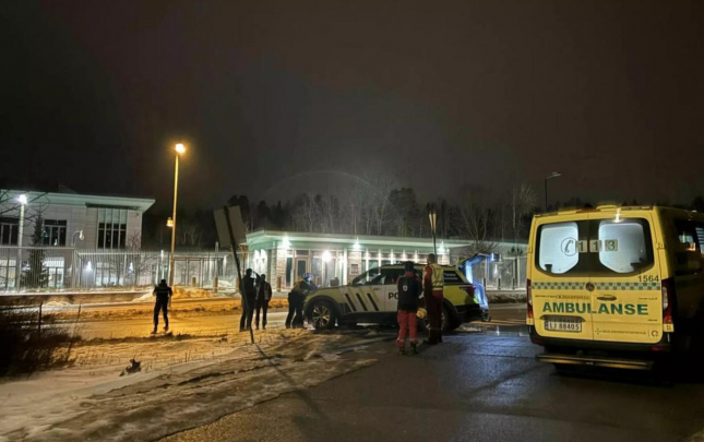 norvecdeki-abs-sefirliyinde-partlayis-oldu