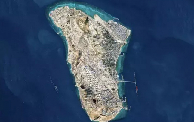 abs-iran-neftinin-90-faizinin-dasindigi-o-adani-vurdu