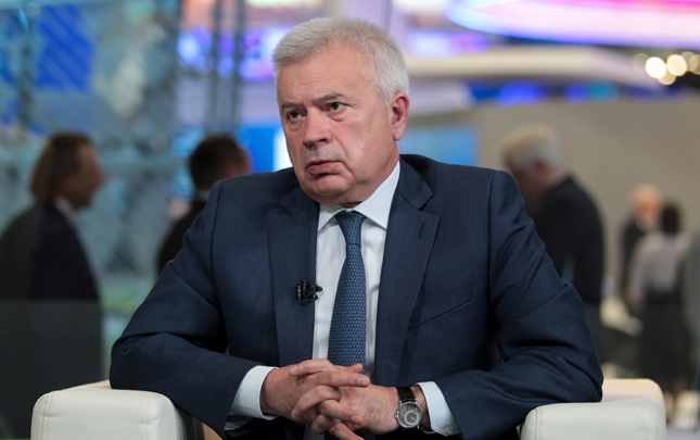 vahid-elekberov-rusiyanin-en-varli-ucuncu-adami-oldu