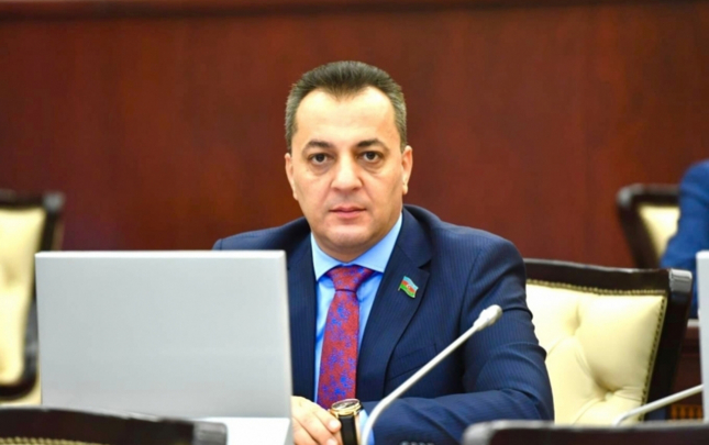 suni-intellekt-fermerlere-nece-komek-ede-biler