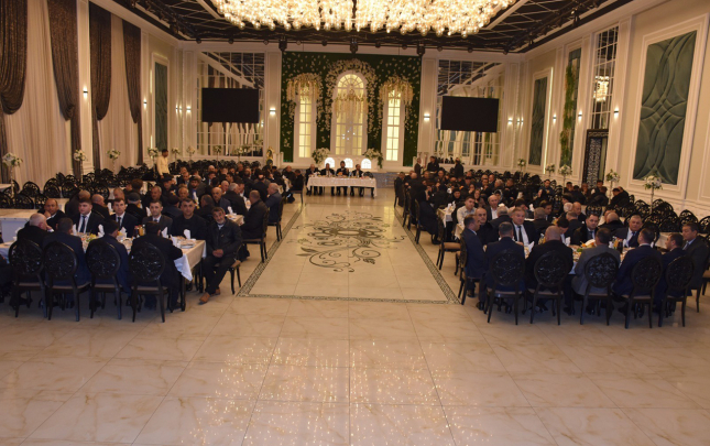 sehid-aileleri-ve-qazilerin-istiraki-ile-imislide-iftar-meclisi-teskil-olunub