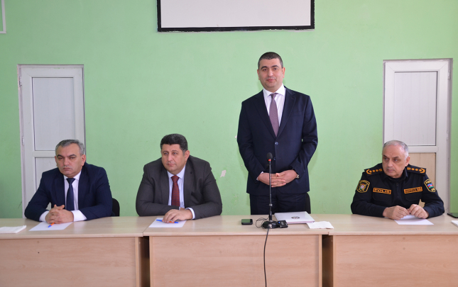 elsen-hesenli-qarabucaq-sakinleri-ile-gorusdu