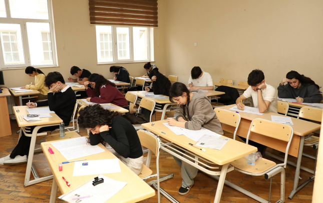 bu-bazar-9-cularin-imtahani-var