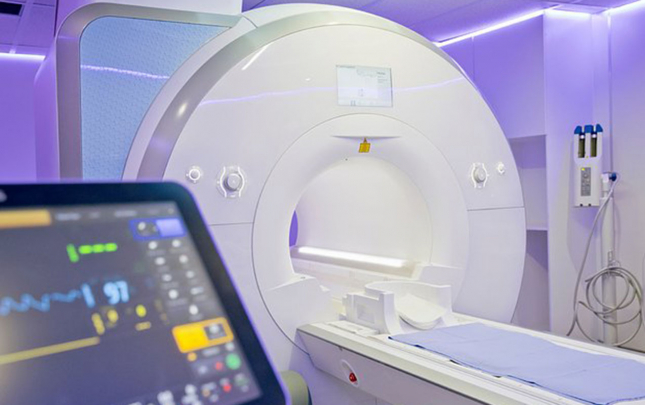 unudulan-xeste-geceni-mrt-aparatinda-kecirdi