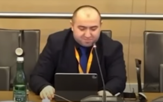 aqil-elesgeri-hemin-tedbire-kim-gonderib