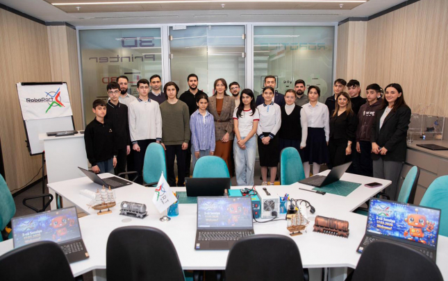 baki-limaninda-roboport-layihesinin-ucuncu-sessiyasina-start-verildi