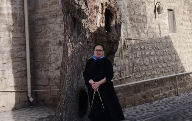 resulzadenin-oz-eli-ile-ekdiyi-agac