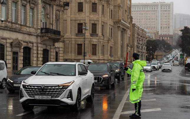 yol-polisi-yeniden-suruculere-muraciet-etdi