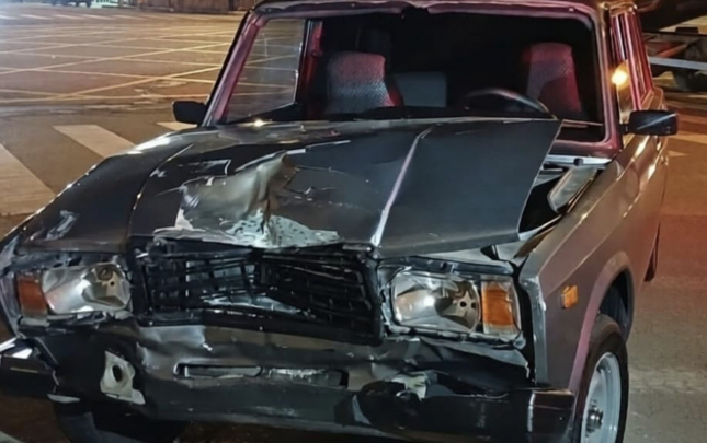 vaz-2107-byd-ile-toqqusdu