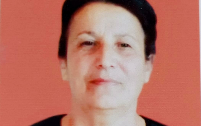 oglu-terefinden-oldurulen-qadin-muellim-olub