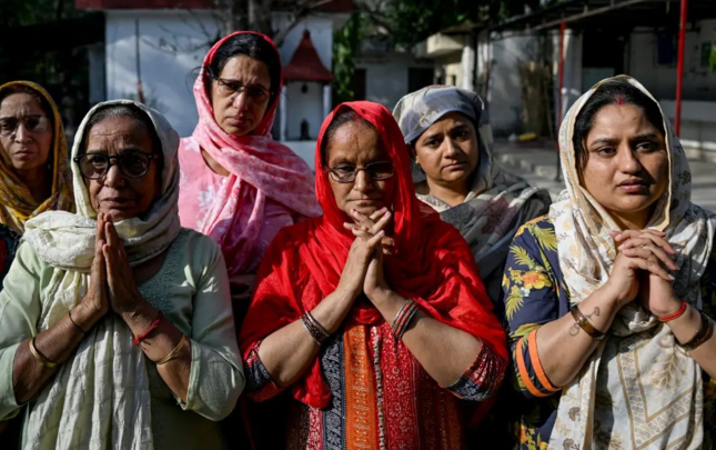 dunyanin-en-boyuk-siyahiyaalinmasi-baslayir