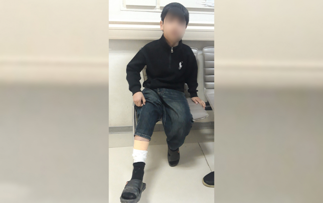 10-yasli-mekteblini-derse-gederken-it-qapdi