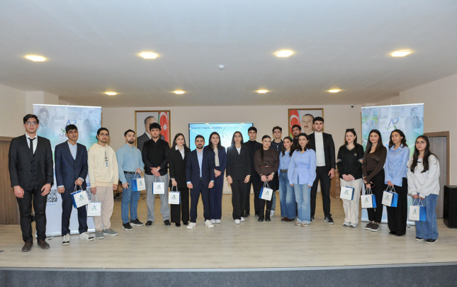 azersun-holdinq-genclere-desteyini-davam-etdirir