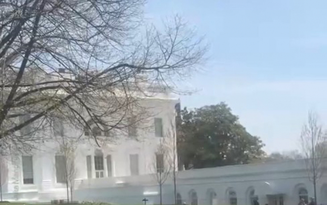 hemin-anlarda-ag-evden-yukselen-ses-muzakire-yaratdi