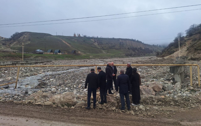 qusarda-29-yasli-genci-sel-apardi