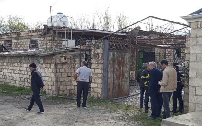 beyleqanda-besotaqli-ev-tamamile-yandi