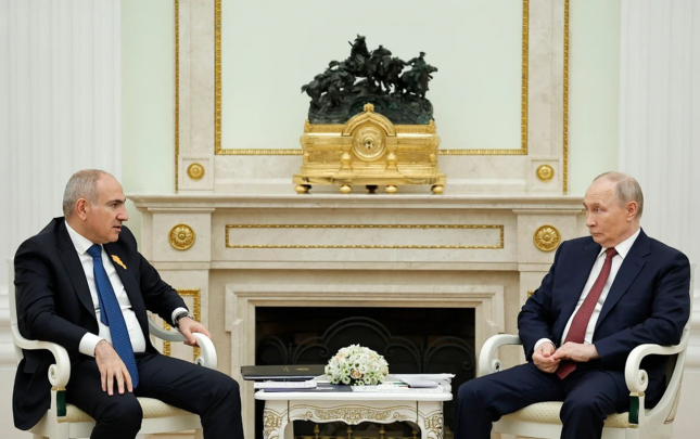 putinle-pasinyanin-hemin-gorusu-ile-bagli