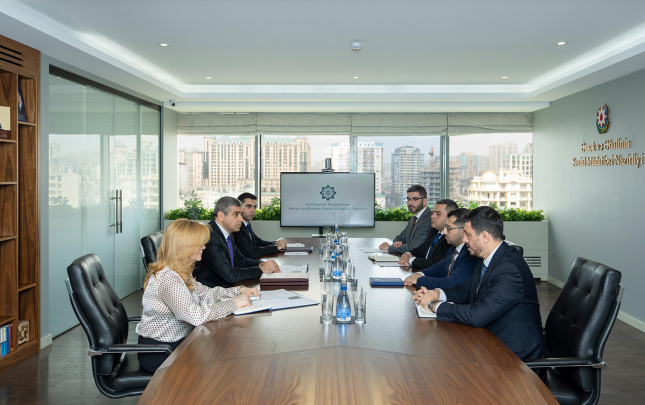 anar-eliyev-yukselis-musabiqesinin-qalibleri-ile-gorusdu