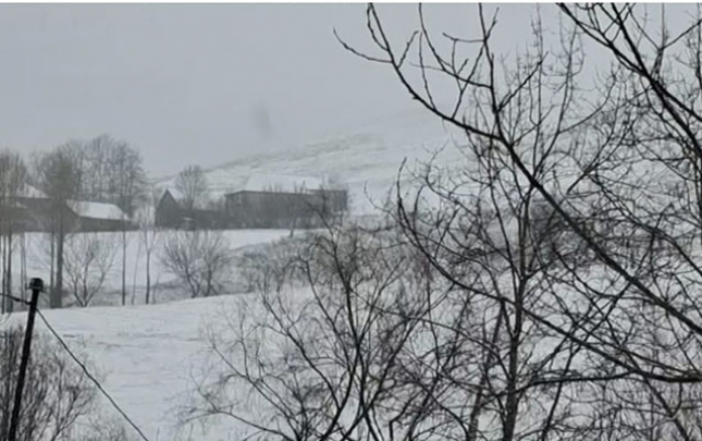 bu-daglar-aprelde-7-il-evvel-qar-gormusdu