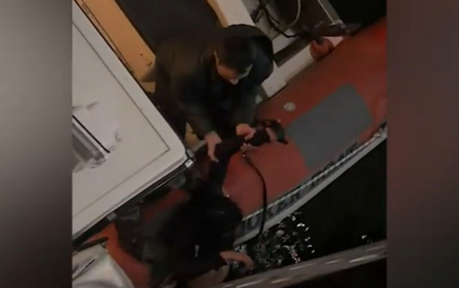 bulvarda-denizde-batan-qiz-xilas-edildi