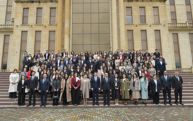 idris-isayev-qubada-pedaqoji-heyetle-gorusdu