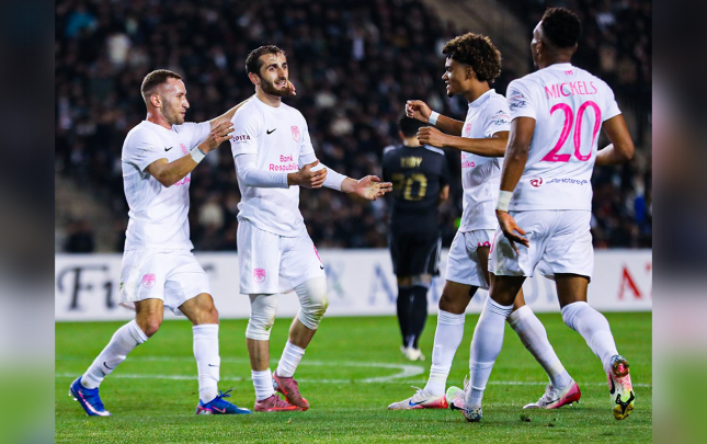 45-ci-deqiqede-qol-vurdu-46-da-qovuldu