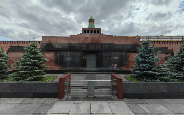 lenin-mavzoleyi-muveqqeti-baglanir