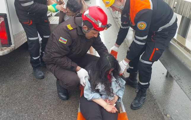 kenar-dairevi-yoldaki-qezada-yaralananlarin-veziyyeti