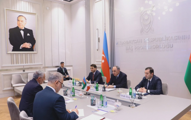 kamran-eliyev-iran-sefirini-qebul-etdi