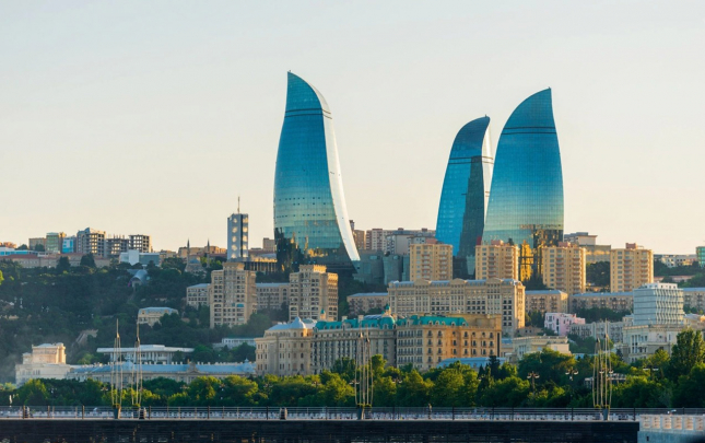 monqolustanli-jurnalistler-azerbaycandan-danisir