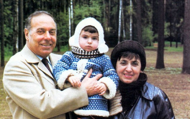 zerife-eliyevanin-dogum-gunudur