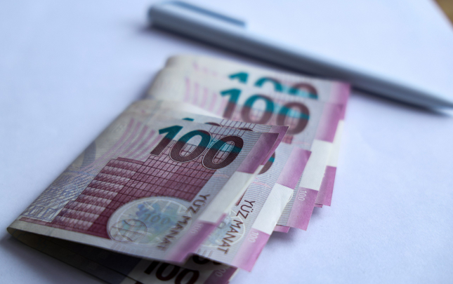 90-min-muellimin-maasi-tenzimlenecek