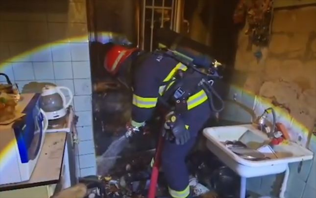 bakida-yasayis-binasinda-yangin