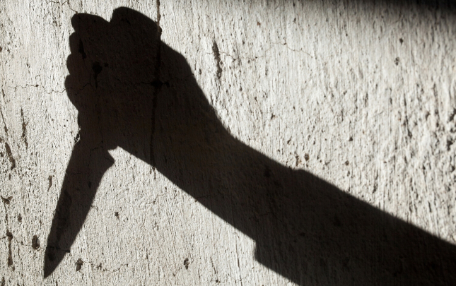 londonda-bicaqli-sexs-yehudi-icmasinin-uzvlerine-hucum-etdi