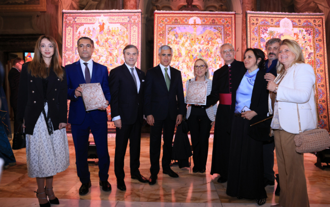 vatikanda-heyder-eliyev-fondu-ile-birge-layihelerin-teqdimatina-hesr-olunan-tedbir-kecirildi