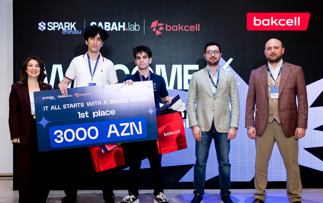 bakcell-sparklandau-proqraminin-innovasiya-terefdasidir