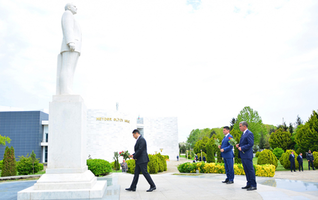 agstafada-heyder-eliyevin-103-cu-ildonumu-qeyd-edildi