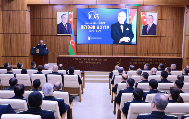 bas-prokurorluqda-heyder-eliyeve-hesr-olunmus-tedbir-kecirildi