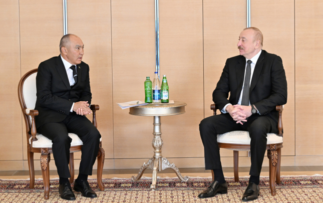 prezident-deryageldi-orazovu-qebul-etdi